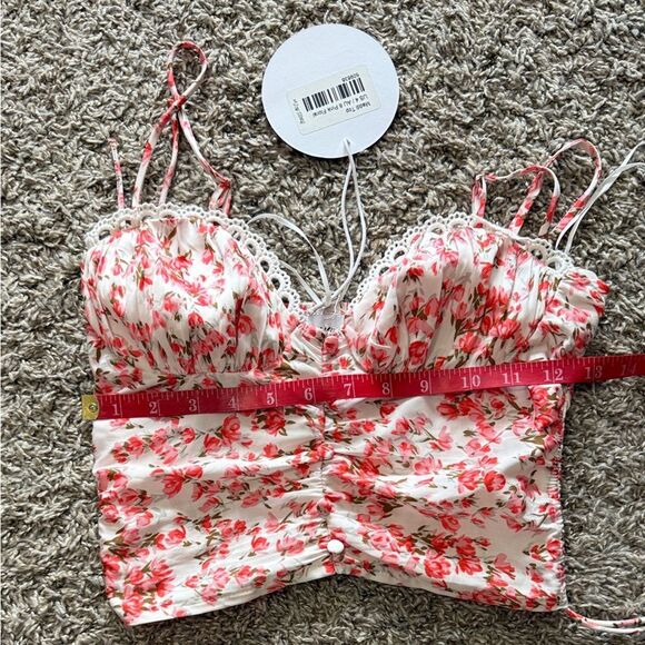 Princess Polly Maddi Cropped Pink & White Floral Top - Picture 5 of 7